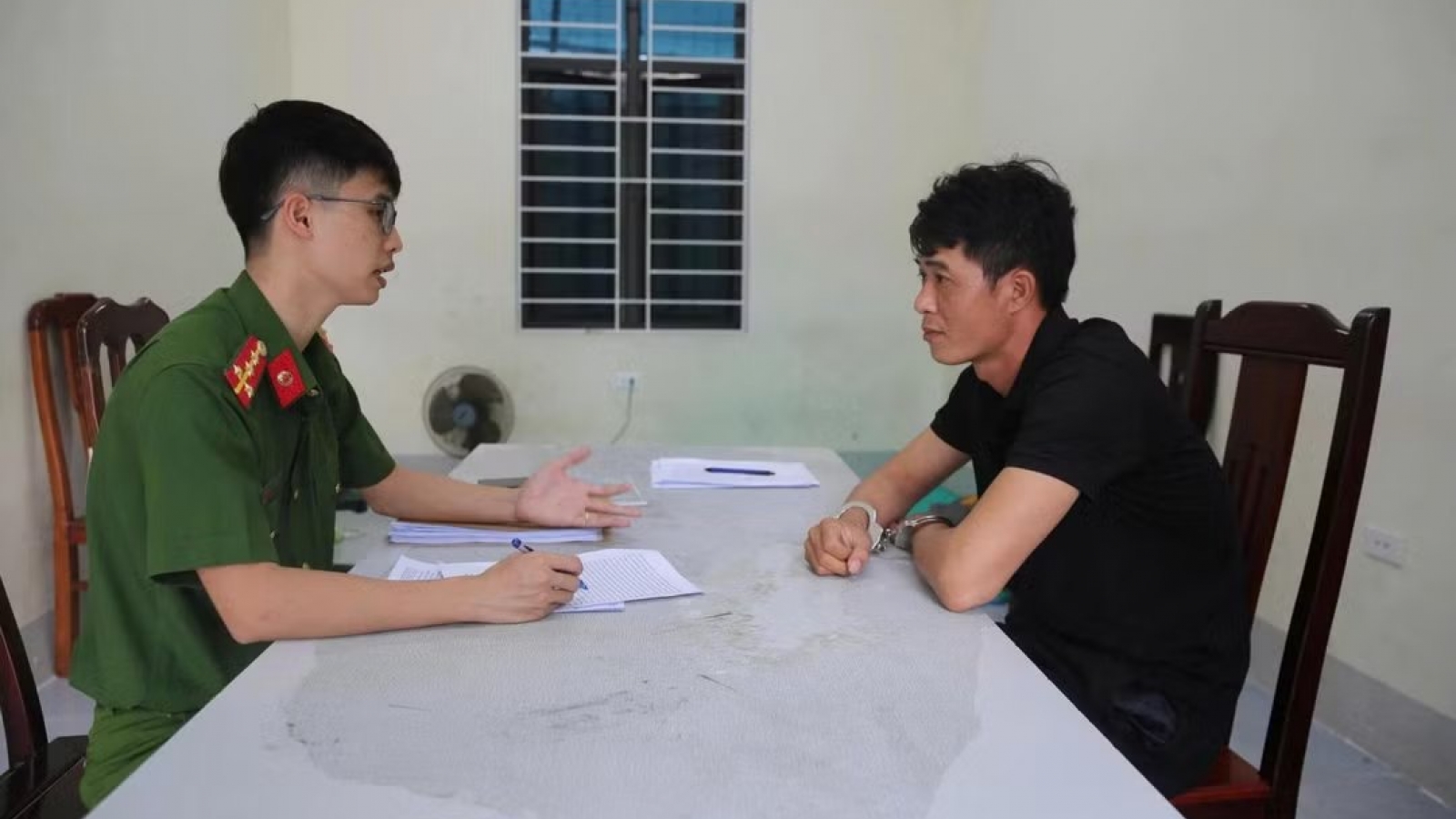 "Cõng" 7 tiền án, vừa ra tù đã trộm 25,5 chỉ vàng