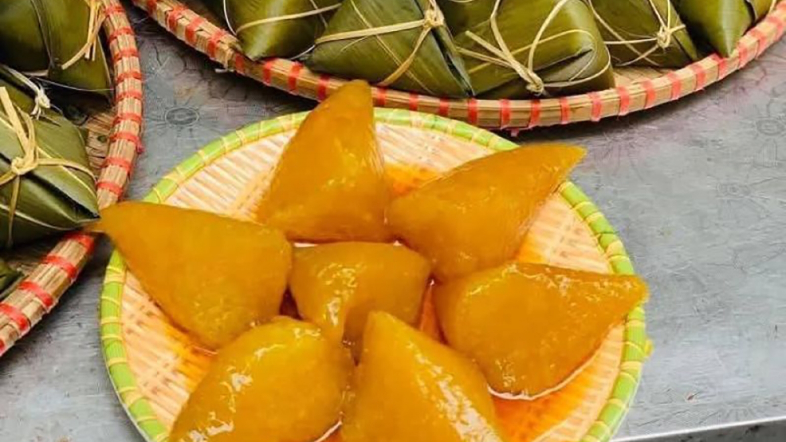 Món bánh dân dã giá vài nghìn đồng cho doanh thu tiền tỷ