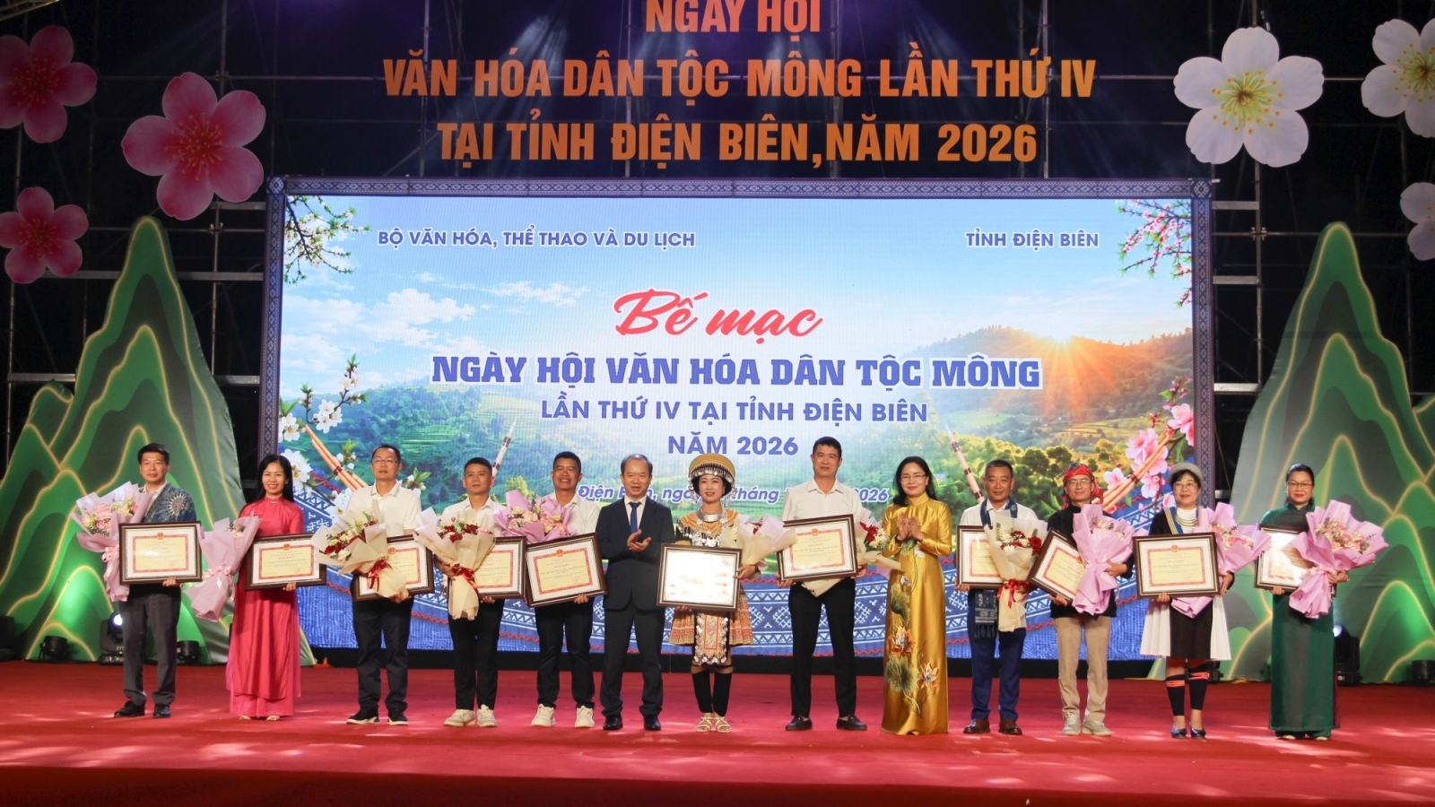 Bế mạc Ngày hội văn hóa dân tộc Mông lần thứ 4 năm 2026