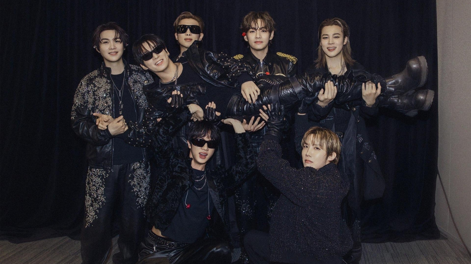 BTS được thành phố Bogota vinh danh trước thềm tour Mỹ Latin