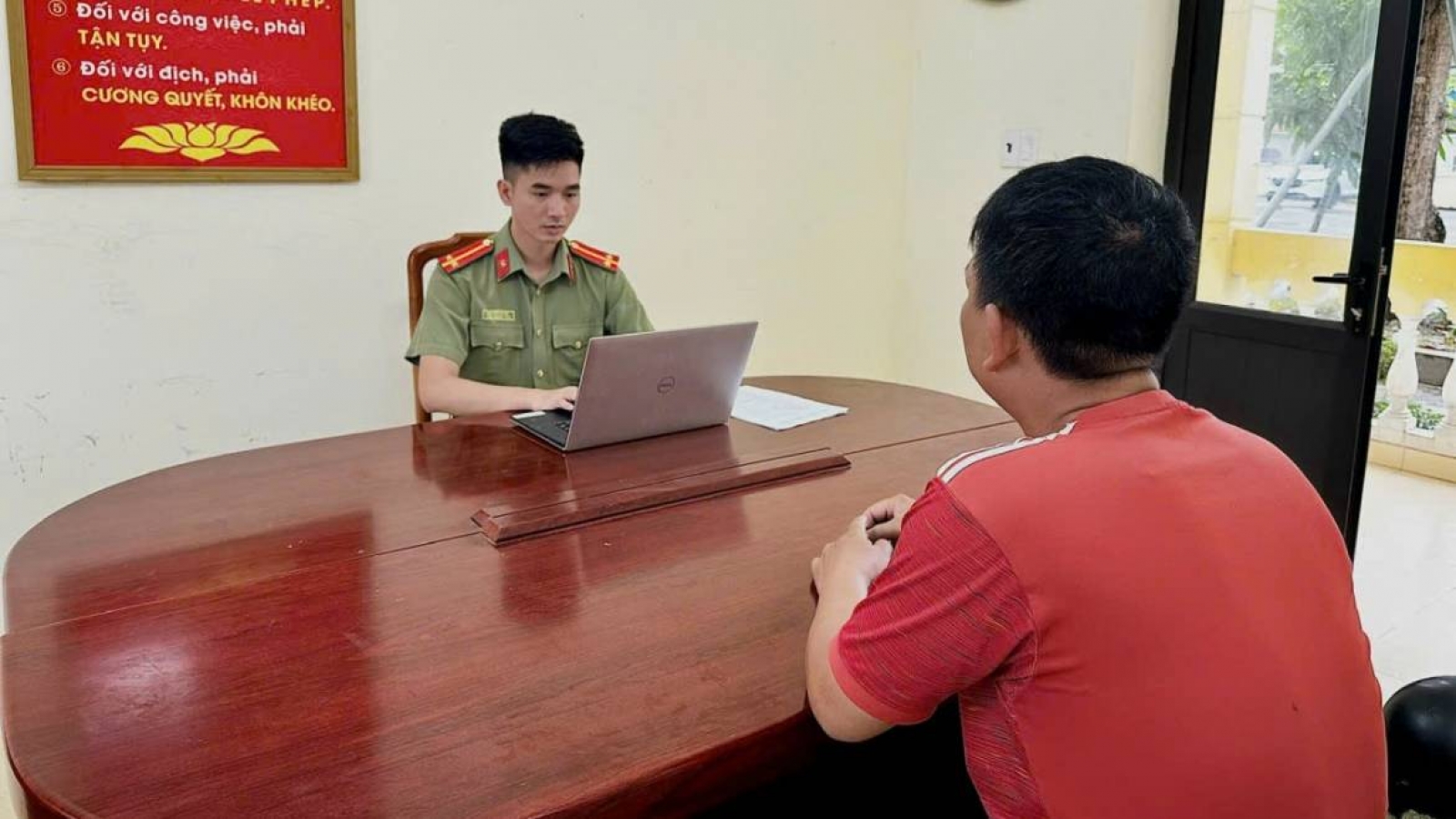 Nóng 24h ngày 6/10: Giám đốc bị tạm giam trong vụ hơn 1 triệu sản phẩm C sủi giả