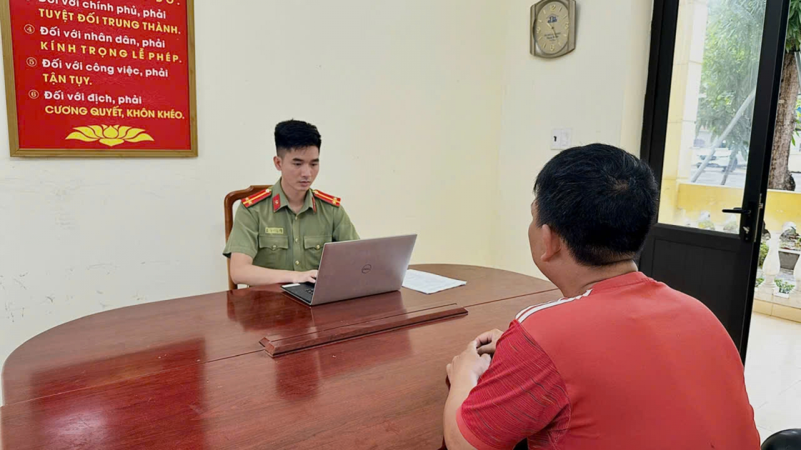 Khởi tố một giám đốc cùng 3 bị can trong vụ sản xuất hàng triệu sản phẩm C sủi giả