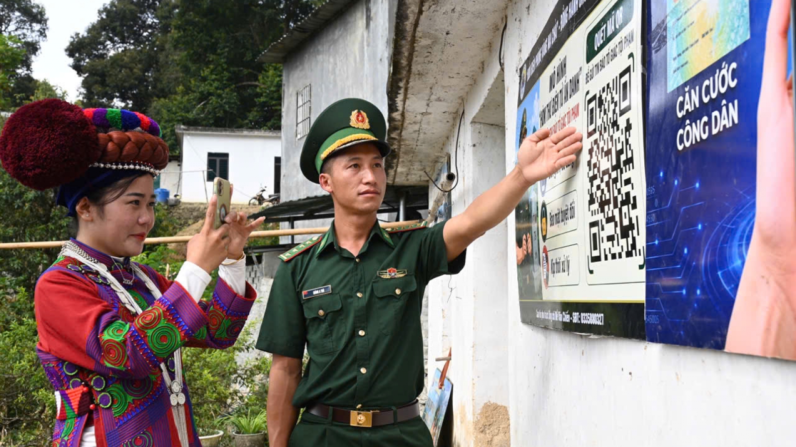 Chuyển đổi số bắt đầu từ những việc thiết thực nơi biên giới