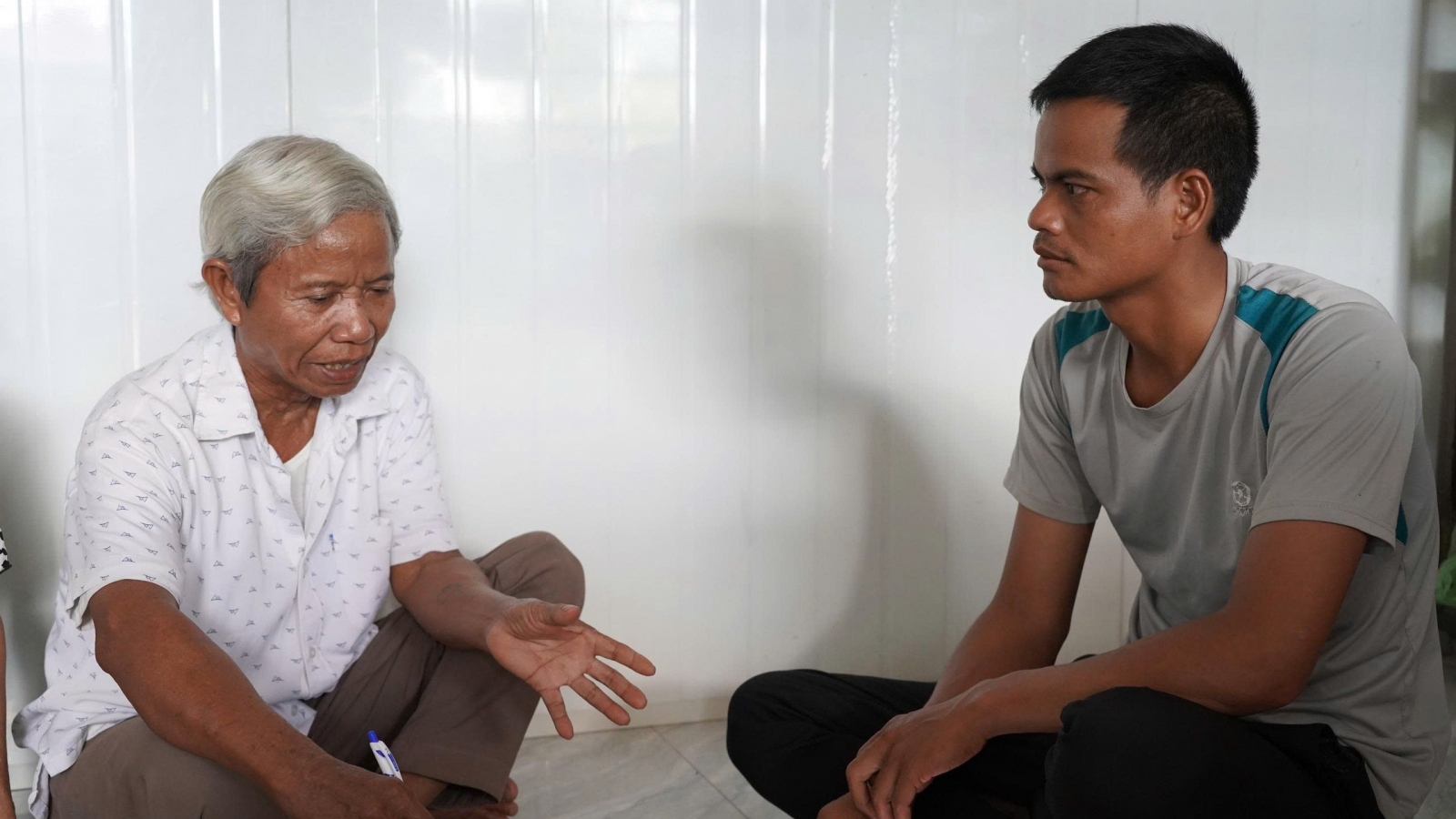 Việc nhiều, phụ cấp thấp, Đắk Lắk khó giữ cán bộ thôn, buôn