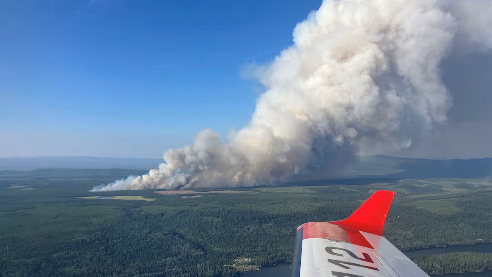 Cháy lớn tại căn cứ quân sự Canada gây nhiều thương vong