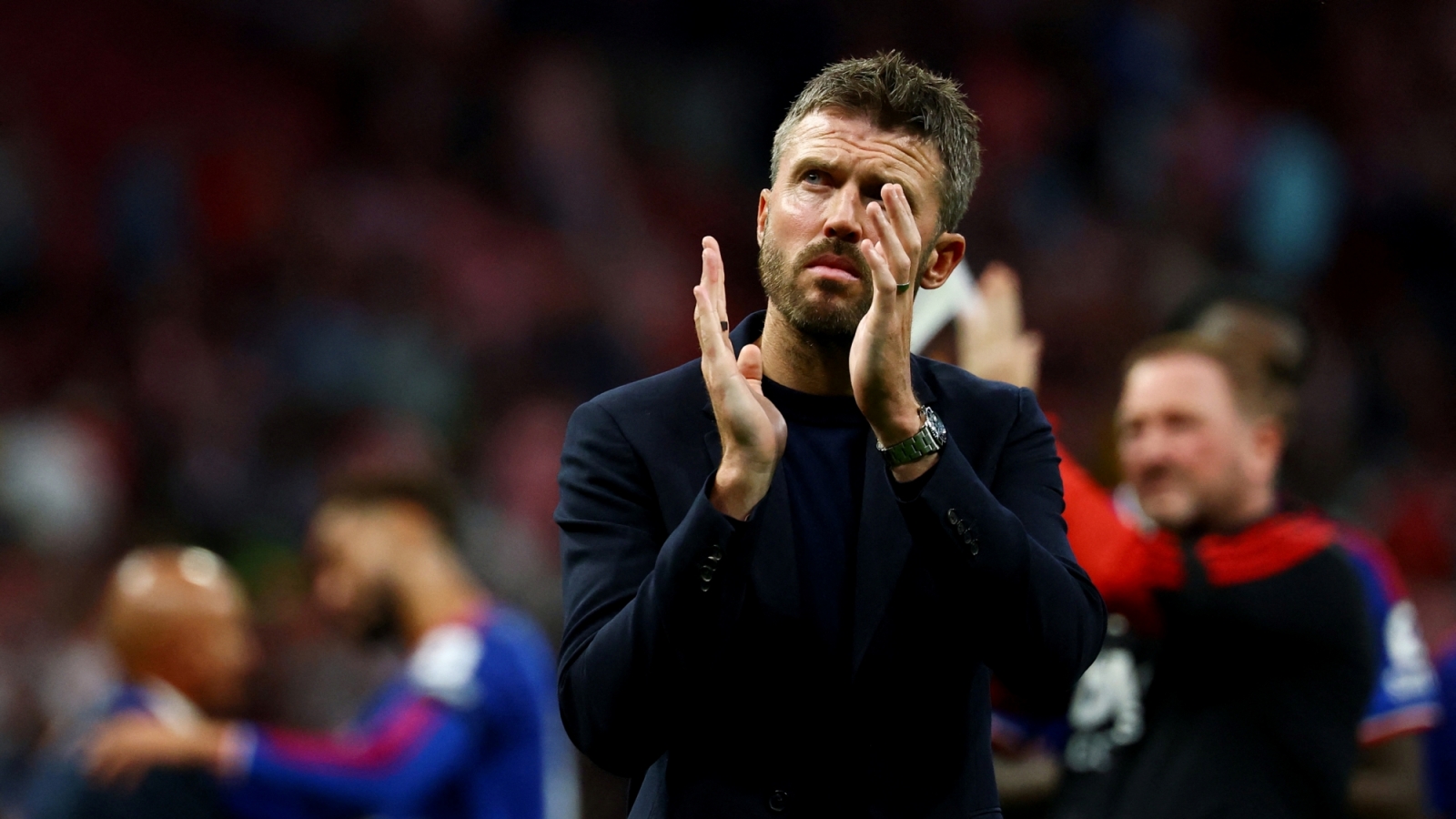 HLV Michael Carrick nhận tin dữ trước trận MU đấu Chelsea ở vòng 9 Ngoại hạng Anh