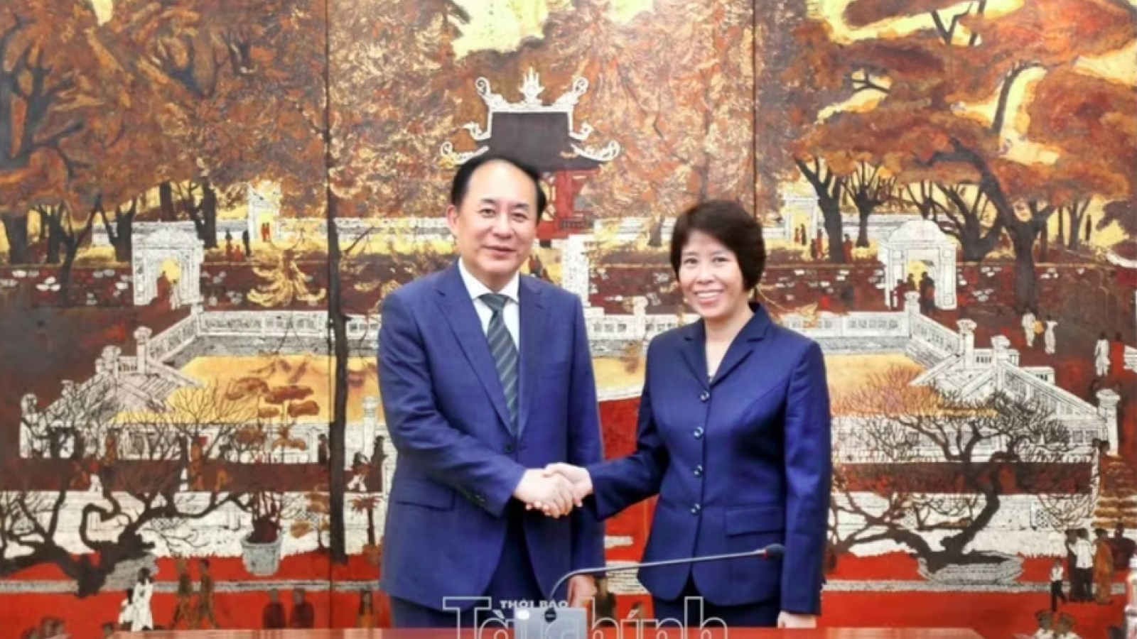 Vietnam, China seek to boost economic, investment and financial cooperation