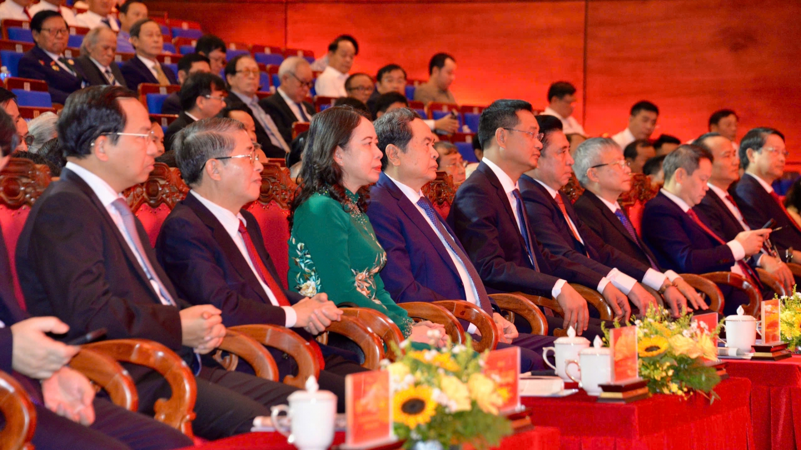 Chủ tịch Quốc hội dự Lễ kỷ niệm 150 năm Ngày sinh cụ Huỳnh Thúc Kháng