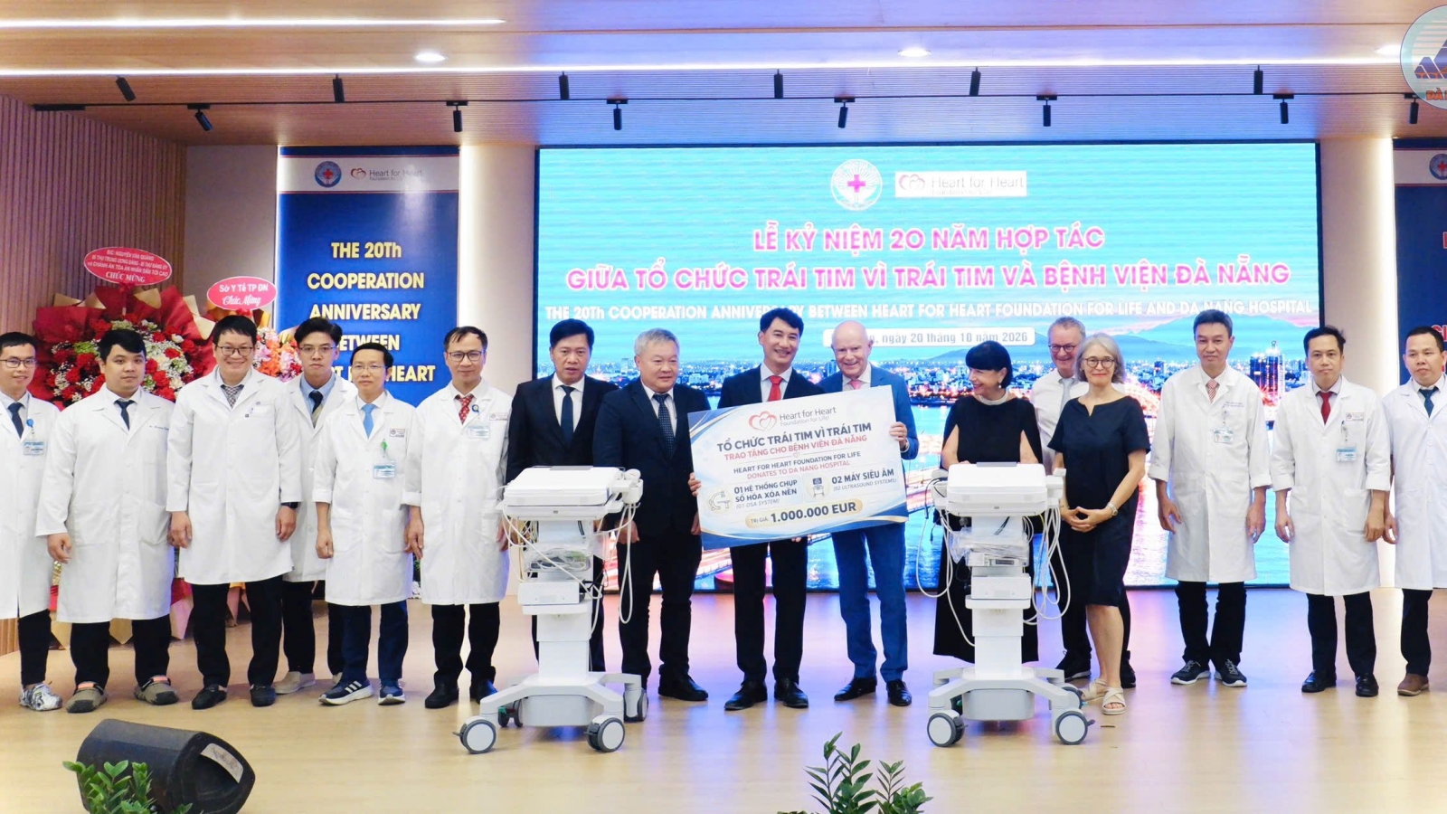 German foundation donates EUR1 million in medical equipment to Da Nang Hospital