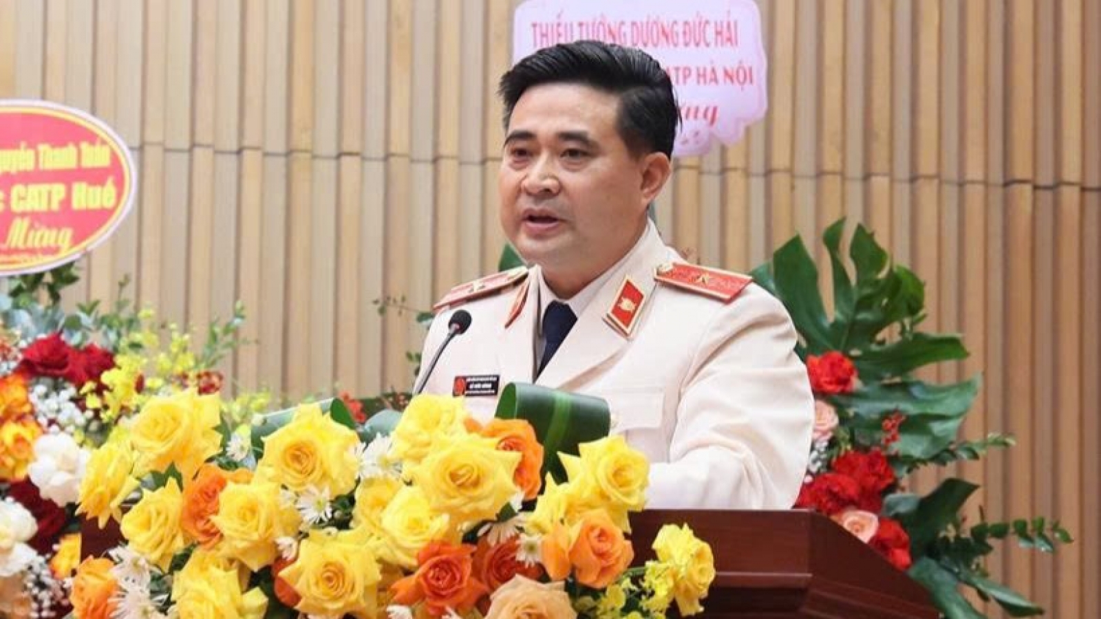 Đại tá Lê Đức Hùng làm Chánh Văn phòng Bộ Nông nghiệp và Môi trường