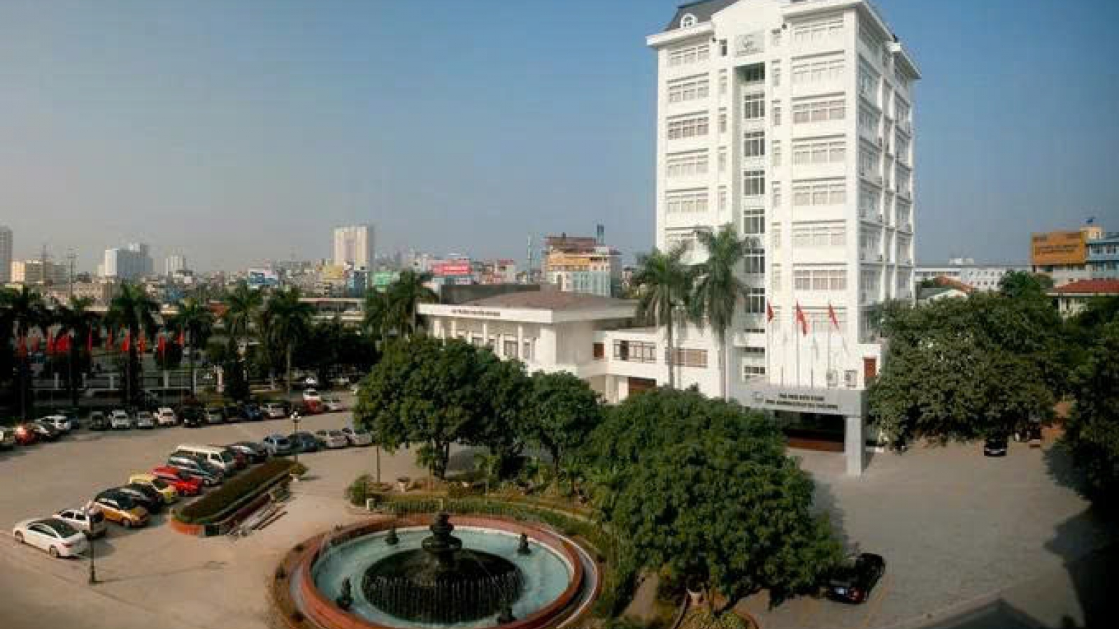 ĐHQG Hà Nội vi phạm học phí, học bổng và quản lý tài chính
