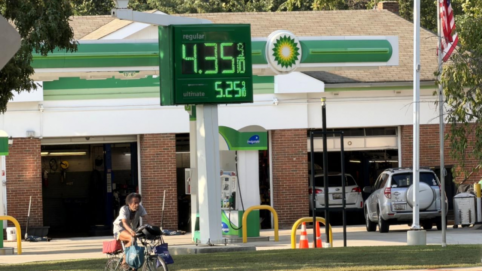Mỹ gây sức ép lên châu Âu giải phóng dự trữ diesel nhằm hạ giá nhiên liệu