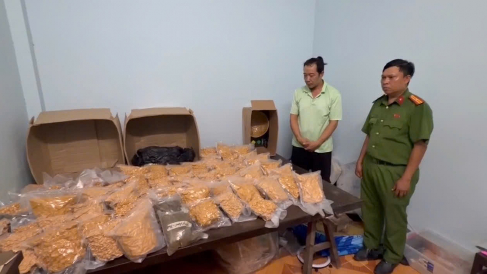 Triệt phá đường dây ma túy liên tỉnh, thu giữ hơn 176kg cần sa