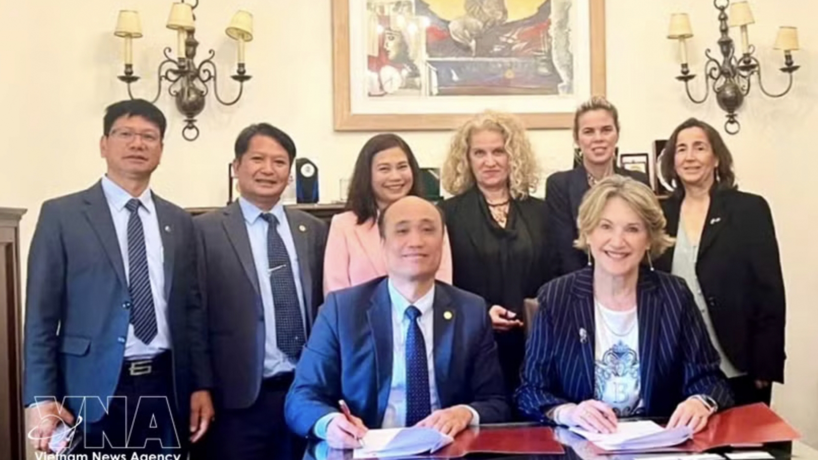 Vietnam, Greece boost cooperation in legal education, training