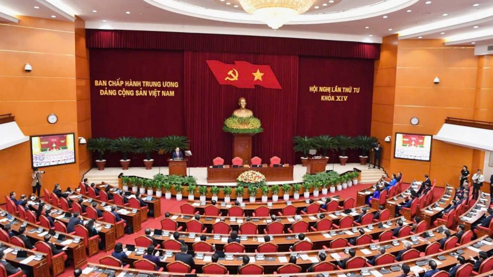 Toàn văn Nghị quyết số 28-NQ/TW Hội nghị Trung ương 4 khóa XIV
