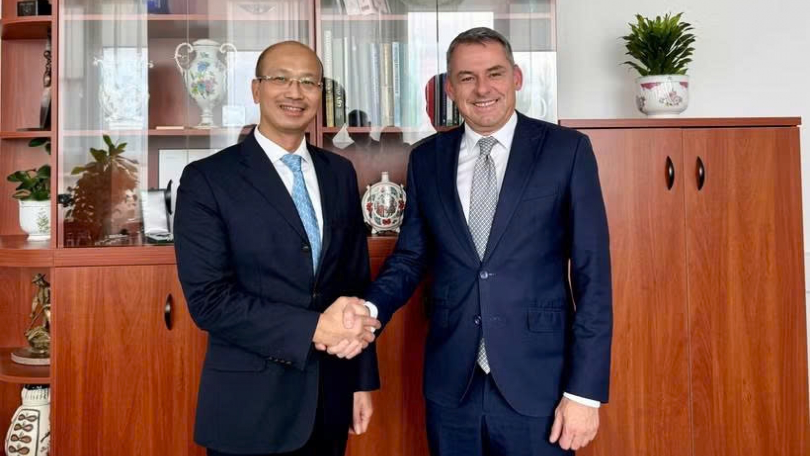 Vietnam, Hungary promote cooperation in agriculture, science, technology