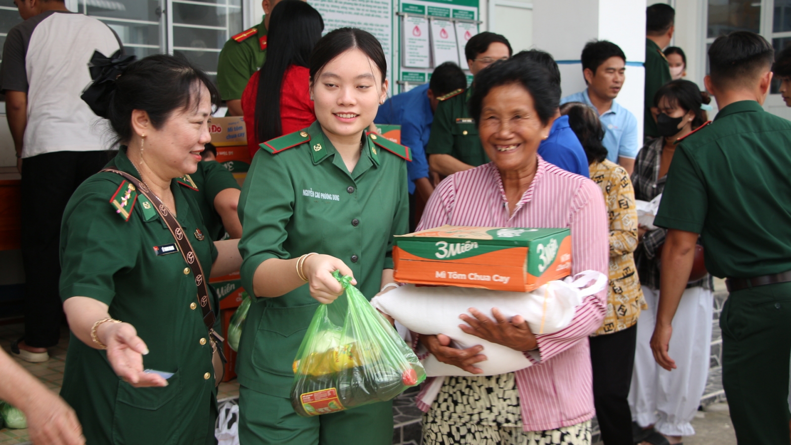 Cần Thơ: Ấm lòng bà con Khmer dịp Lễ Sene Đôn ta