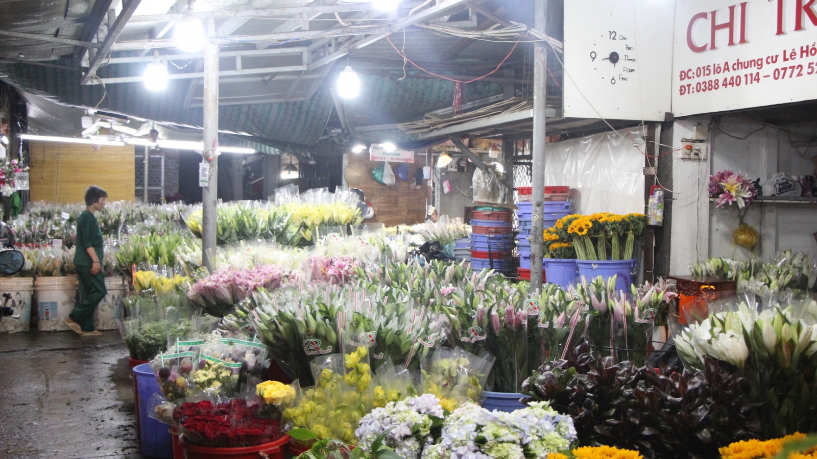 Thị trường hoa 20/10 ở TP.HCM không tăng giá sốc