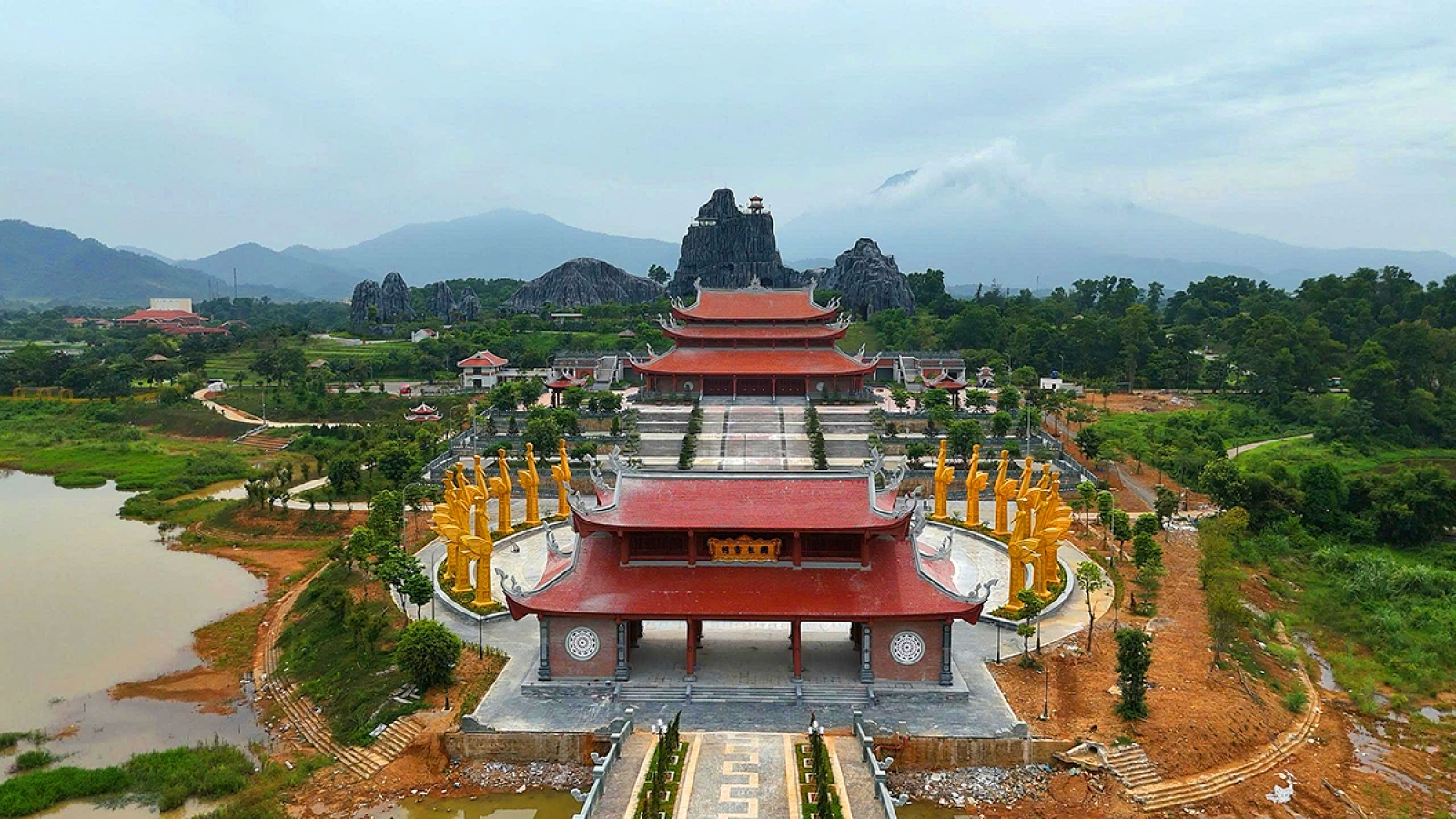 “Cội nguồn di sản giữa Thủ đô”: Làng Văn hóa hướng về cội nguồn, kết nối di sản