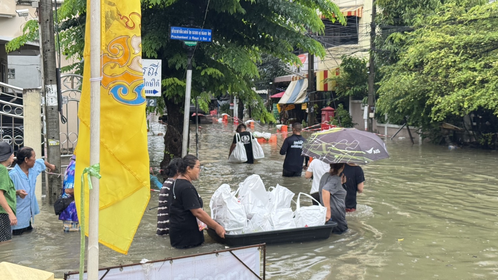 Thái Lan căng mình ứng phó lũ lụt trước đợt mưa mới