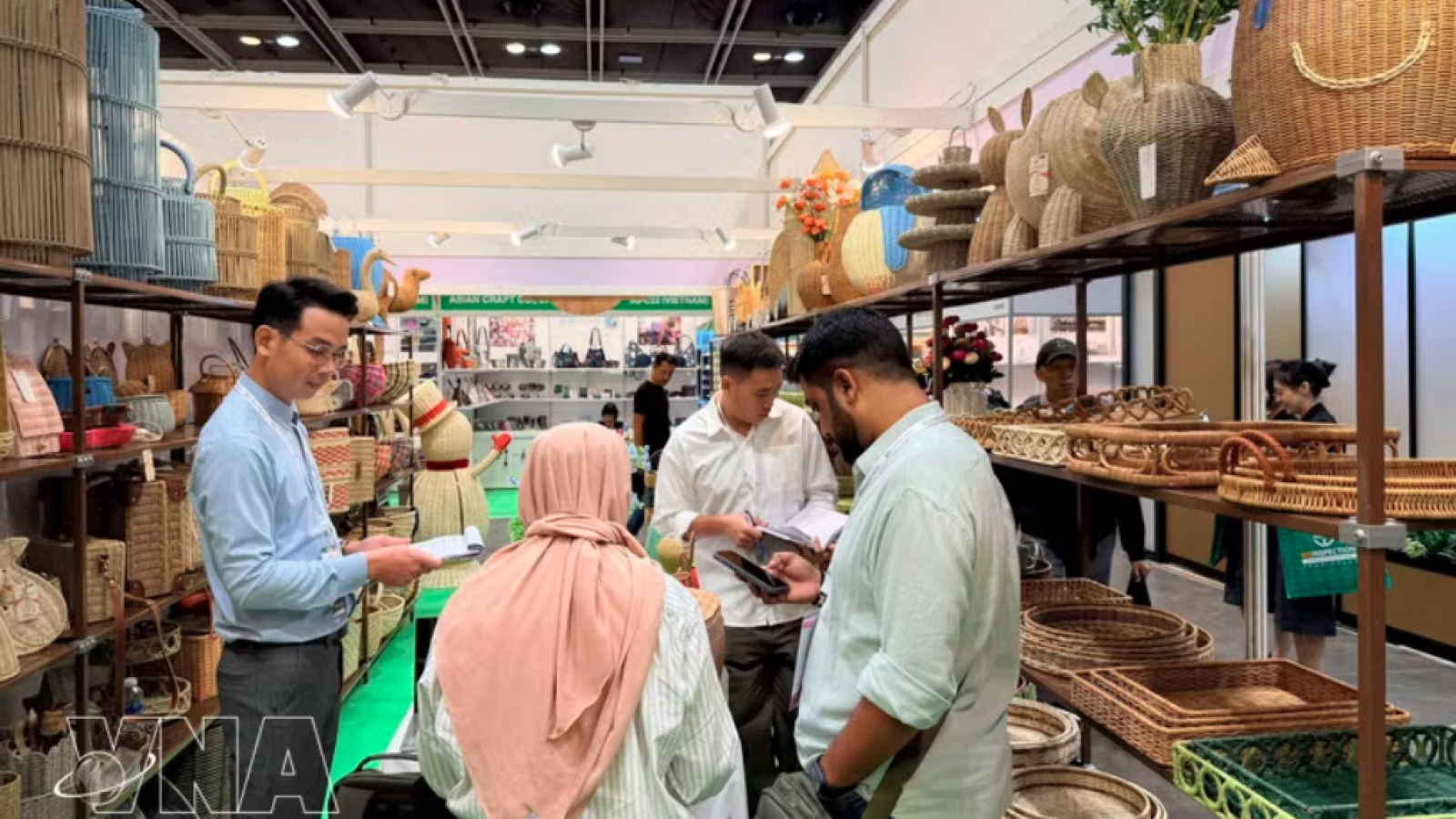 Vietnamese handicrafts gain exposure at MEGA SHOW Hong Kong 2026