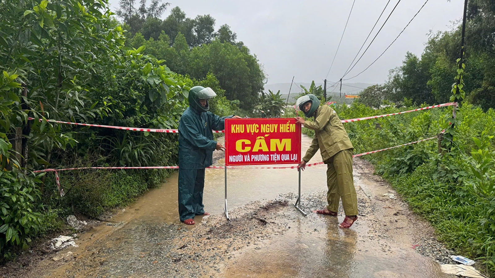 Bộ CHQS Đà Nẵng: Kích hoạt phương án ứng phó mưa lớn kéo dài