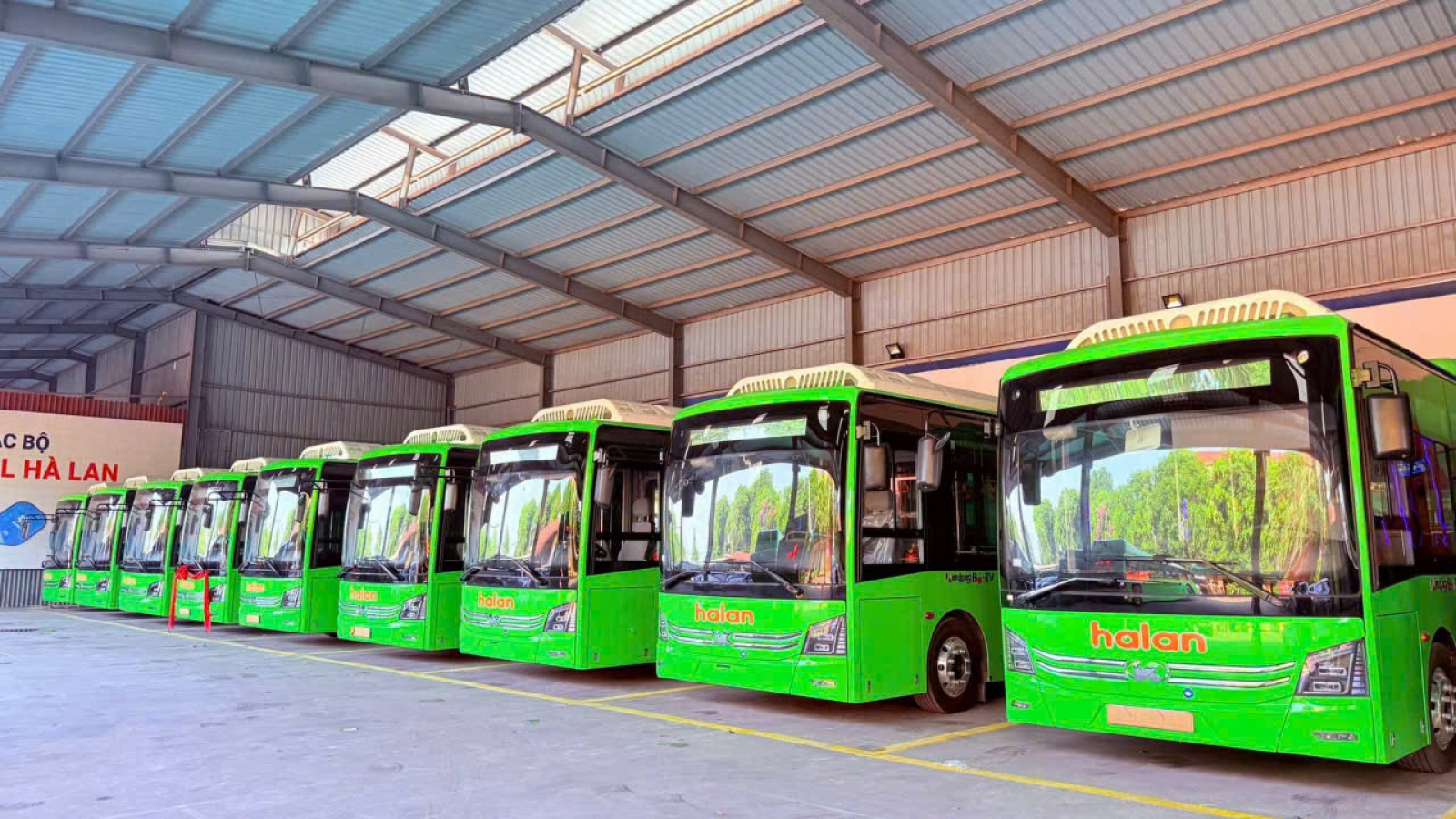 Thái Nguyên khai trương tuyến xe buýt điện đầu tiên, thúc đẩy giao thông xanh