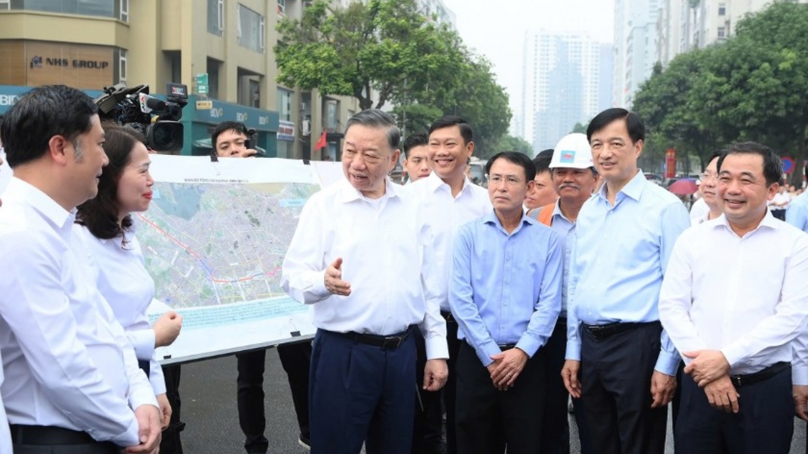Top leader To Lam directs faster progress on Hanoi ring road projects