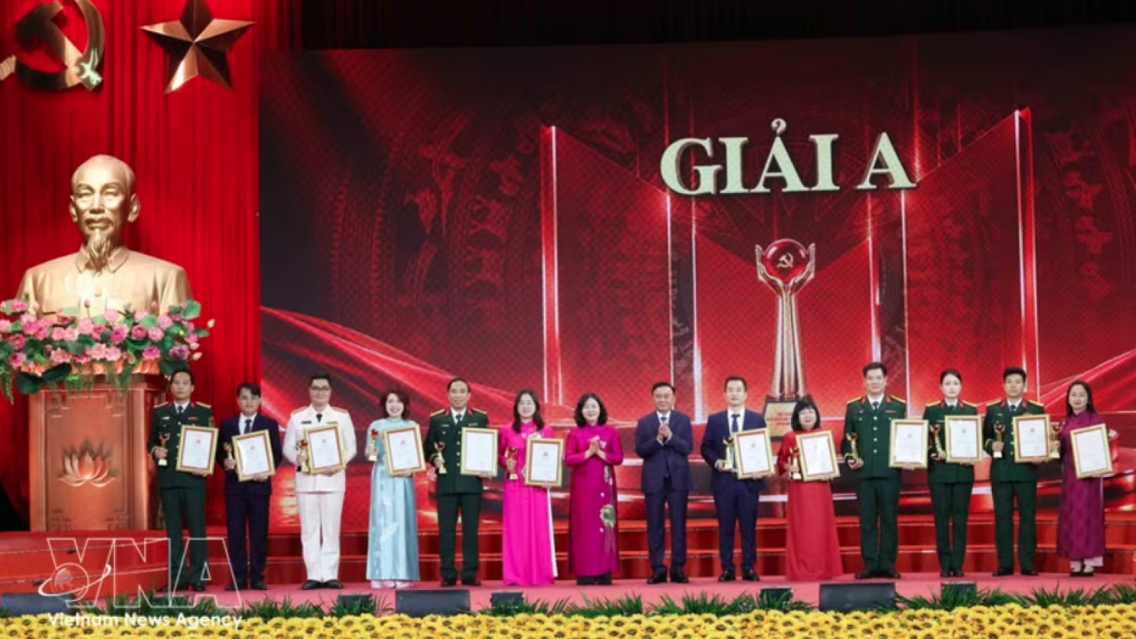 Awards ceremony convened for sixth Party ideology writing contest
