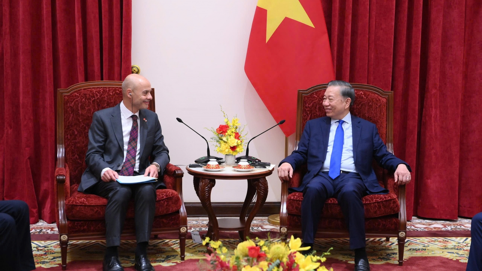 Tổng Bí thư, Chủ tịch nước Tô Lâm tiếp Đại sứ các nước trình Quốc thư