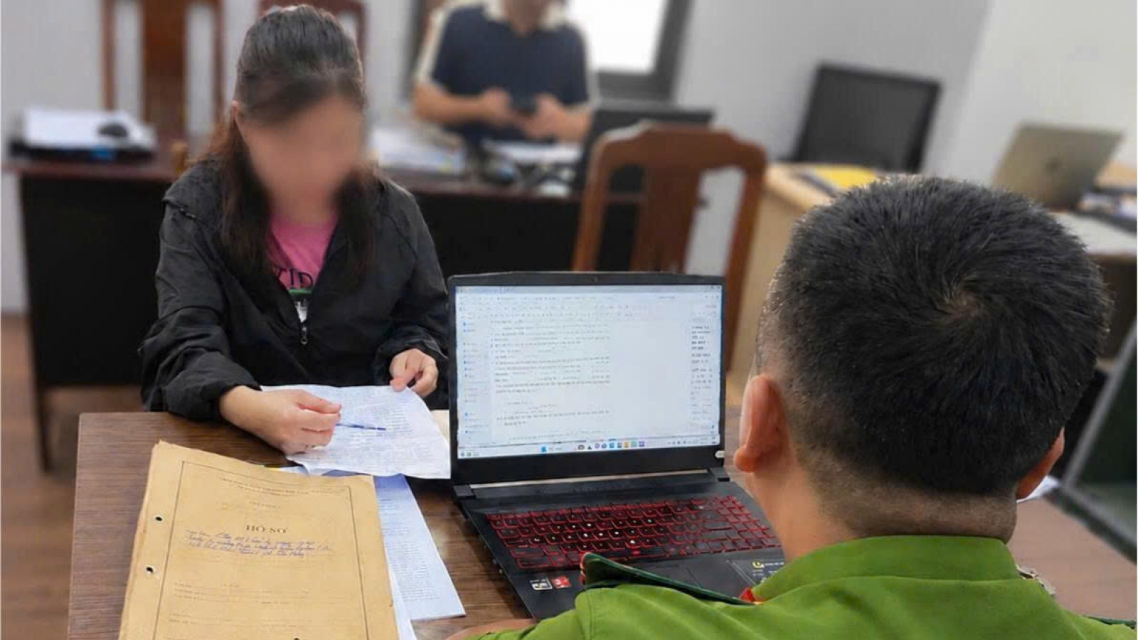 Đăng bài xúc phạm người khác trên mạng xã hội, một phụ nữ ở Đà Nẵng bị phạt