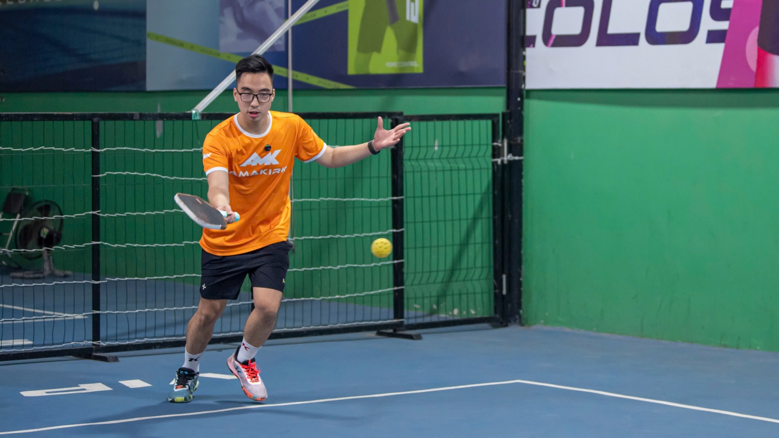 3 điểm khác biệt của Newbie và Trình khá ở cách di chuyển lên bếp trong Pickleball