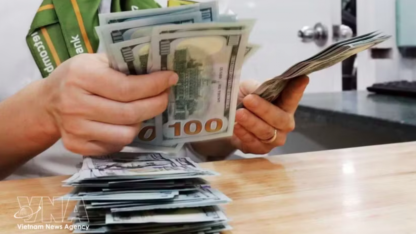 Remittances to Ho Chi Minh City rise nearly 40% in Q3