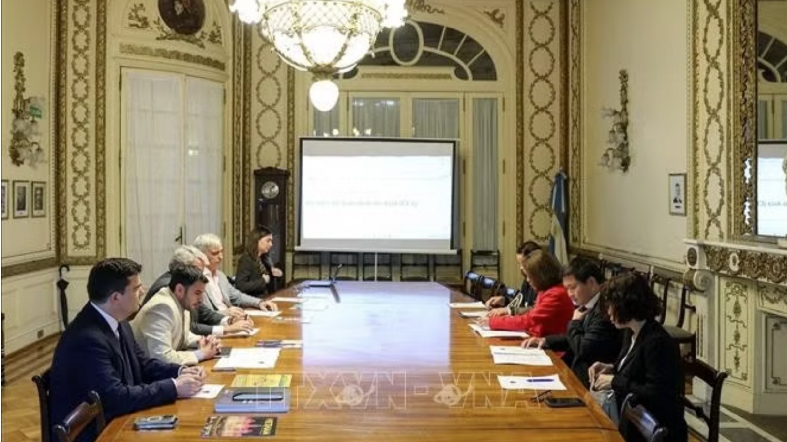 Vietnam, Argentina strengthen educational and academic cooperation