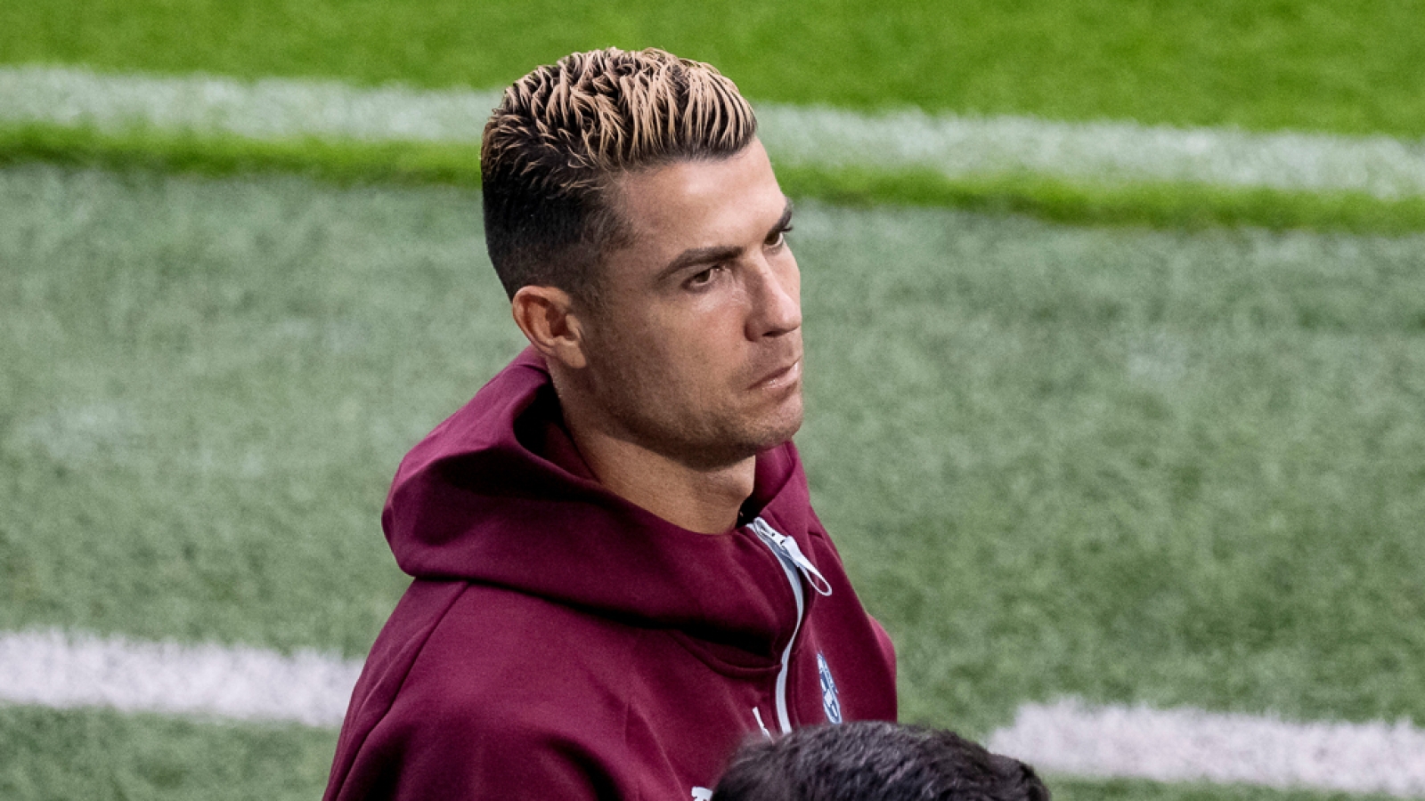 Ronaldo nhận án phạt sau khi tự ý rời khỏi ĐT Bồ Đào Nha