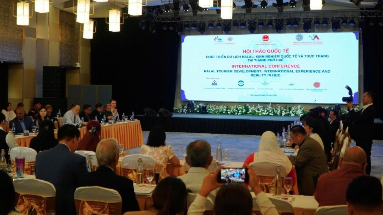 Hue seeks solutions for Halal tourism development to attract Muslim visitors
