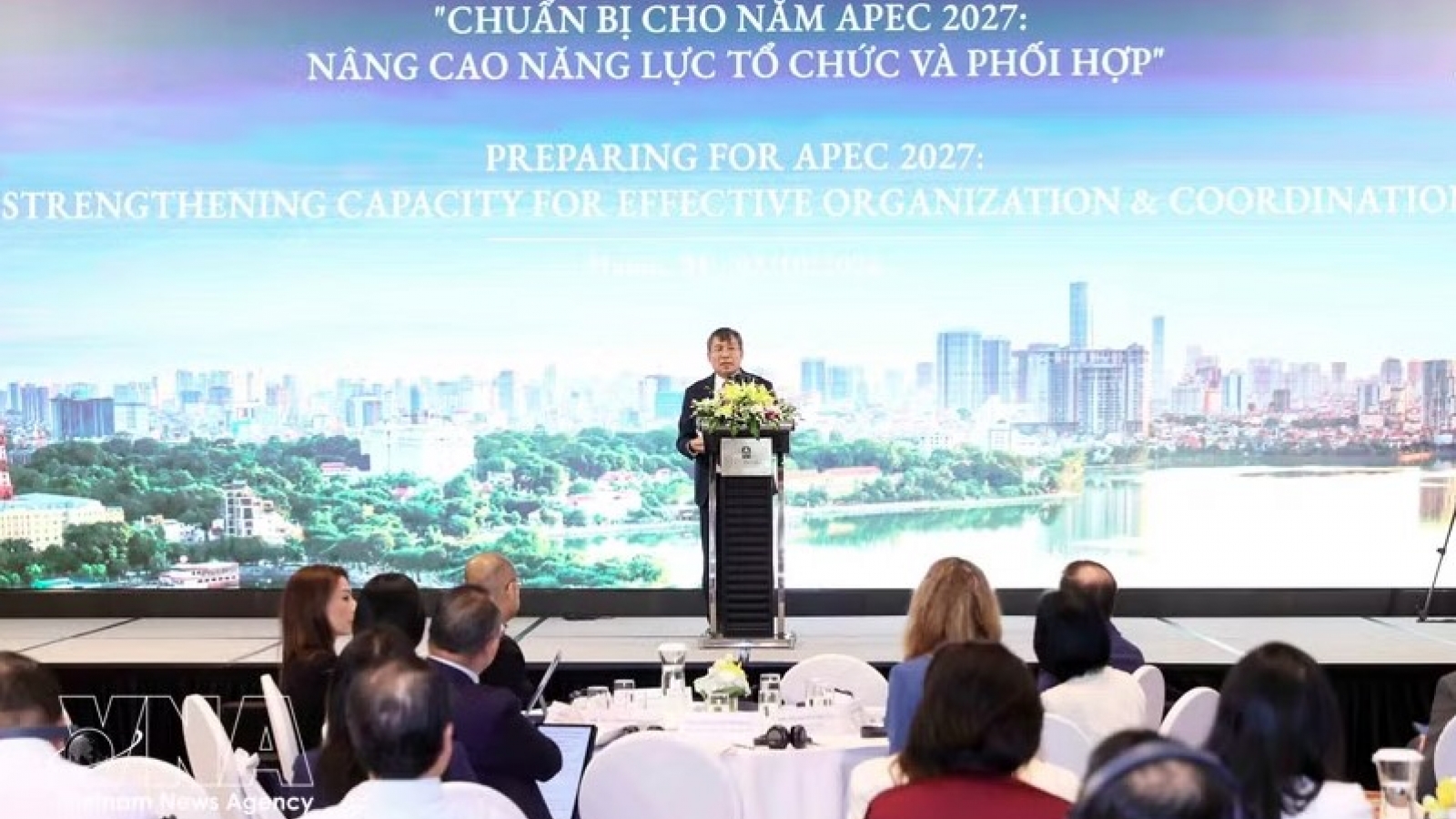 Vietnam advances comprehensive international integration