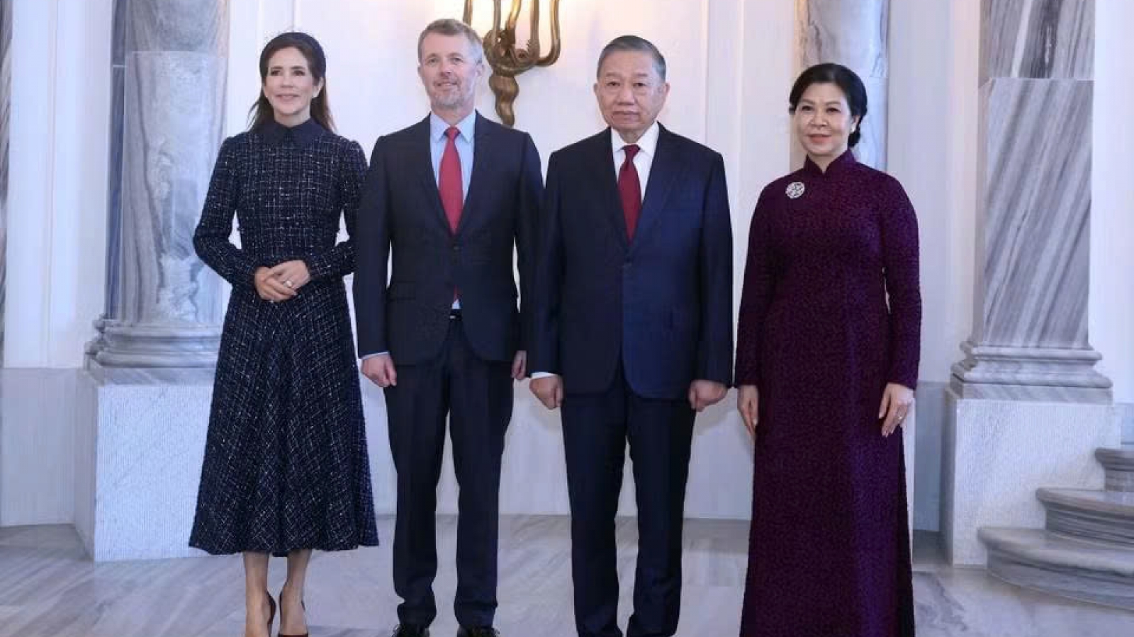 Tổng Bí thư, Chủ tịch nước và Phu nhân hội kiến Nhà Vua Đan Mạch và Hoàng hậu