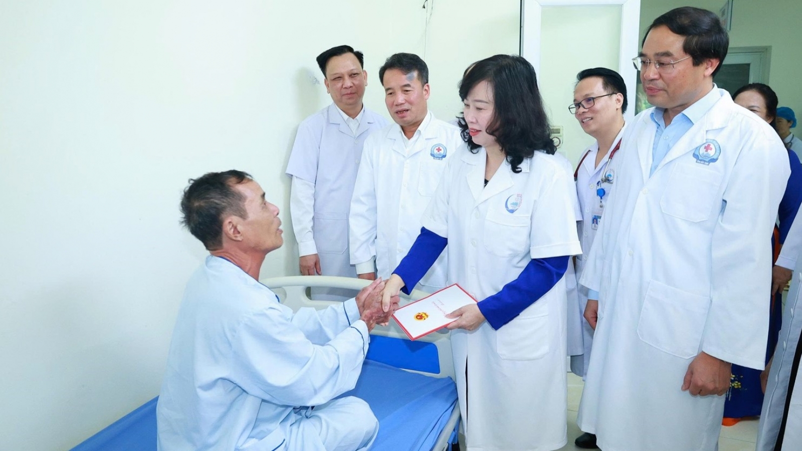 Thái Nguyên tiên phong triển khai BHYT toàn dân, hỗ trợ chi phí khám chữa bệnh