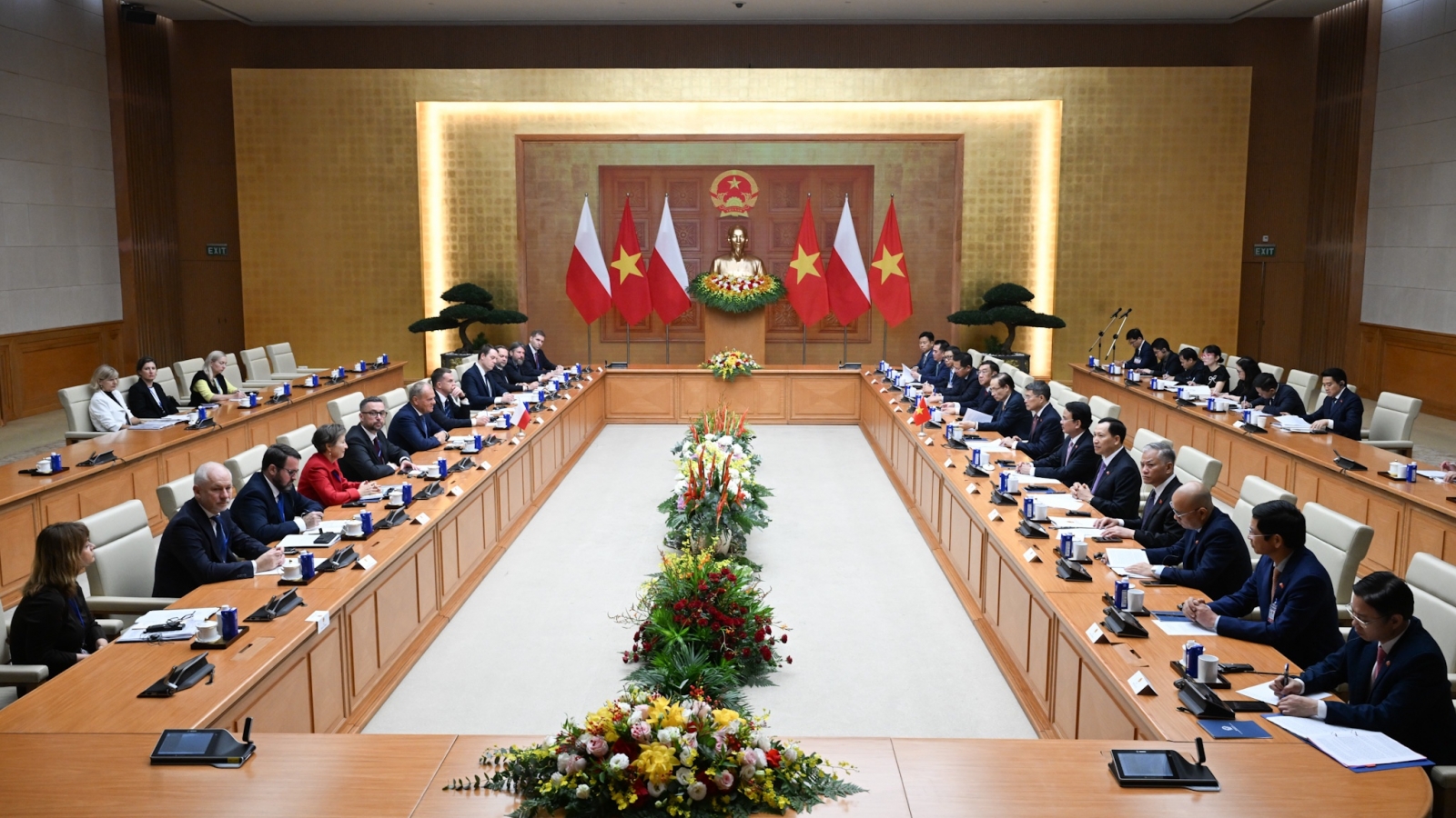 Thủ tướng Ba Lan: Tốc độ chuyển mình tích cực tại Việt Nam vô cùng ấn tượng