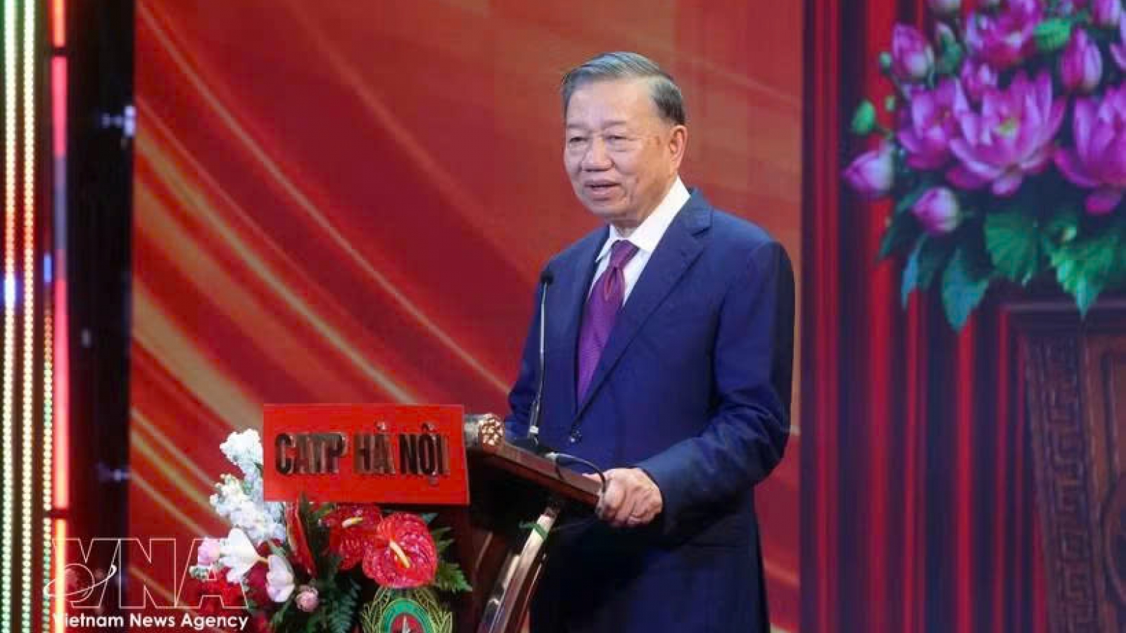 Top leader applauds Hanoi Police FC’s 70-year achievements