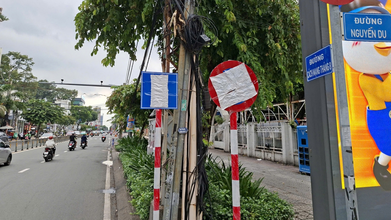 TP.HCM phân luồng đường để thi công ga Tao Đàn và Bảy Hiền của Metro 2