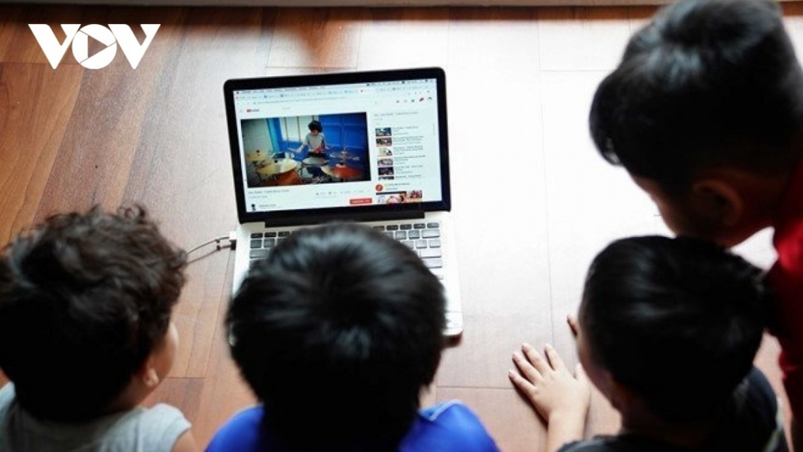 Phòng ngừa, xử lý nguy cơ xâm hại, lừa đảo trẻ em từ công nghệ số