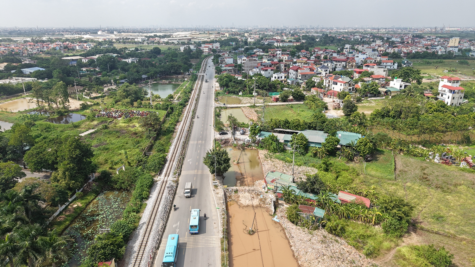 Quốc lộ 1A mở rộng: Người dân lo chưa rõ đền bù, tái định cư