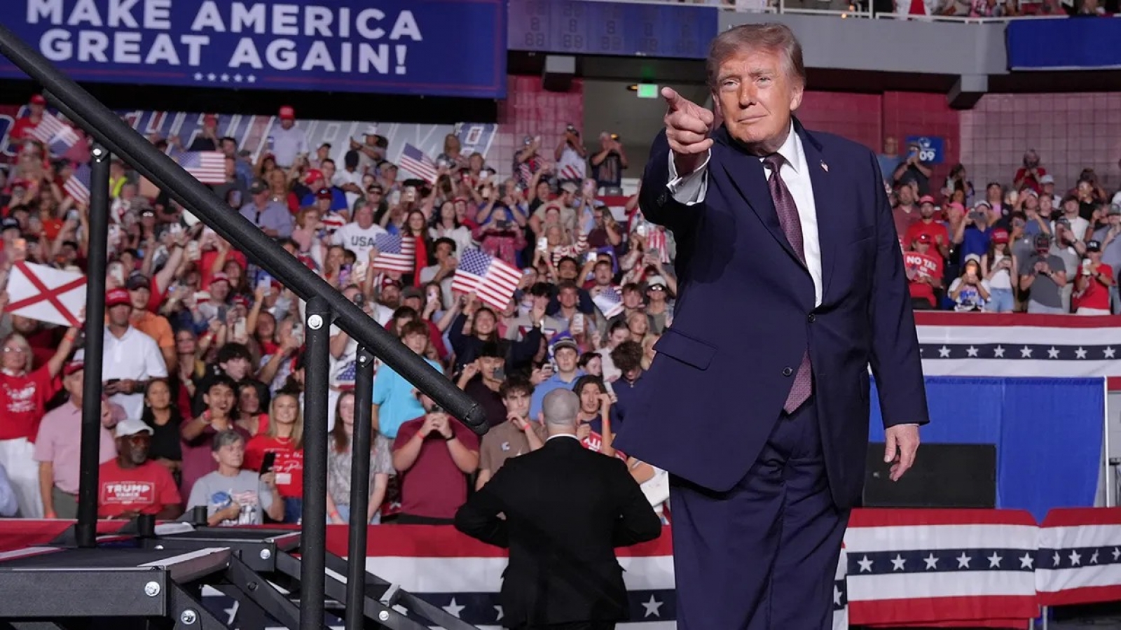 Tổng thống Trump nói Mỹ đã mất 18 binh sĩ trong xung đột Iran