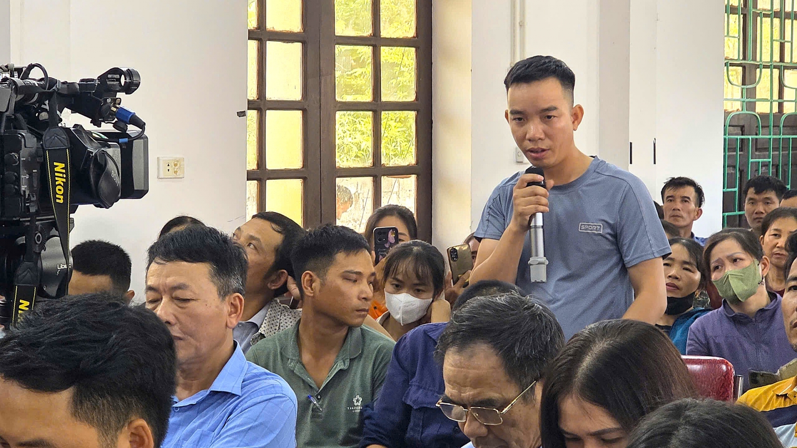 Nghệ An đối thoại với phụ huynh khi hơn 100 học sinh chưa đến trường sau gần một tháng