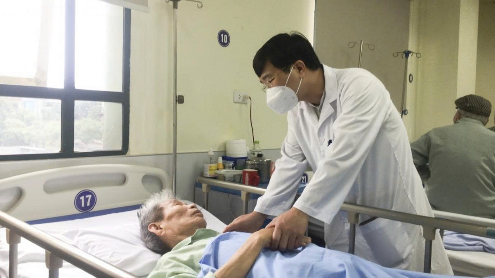 Mổ u tuyến tiền liệt có ảnh hưởng đến phong độ tình dục?