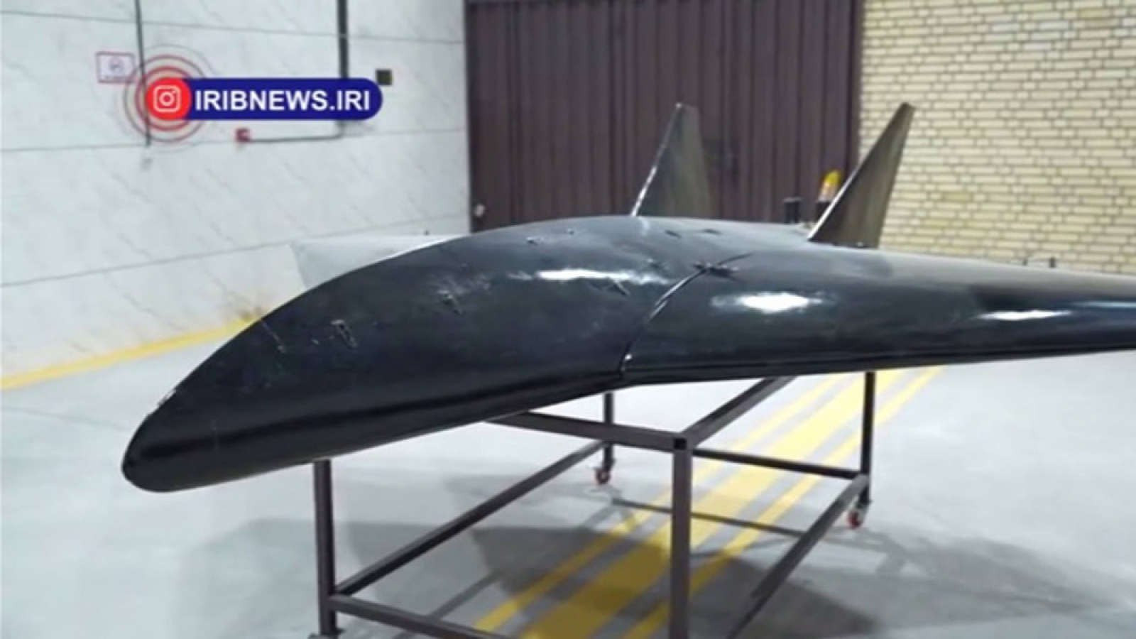 Iran trình làng UAV Arash-3 mang đầu đạn 100 kg, tích hợp AI