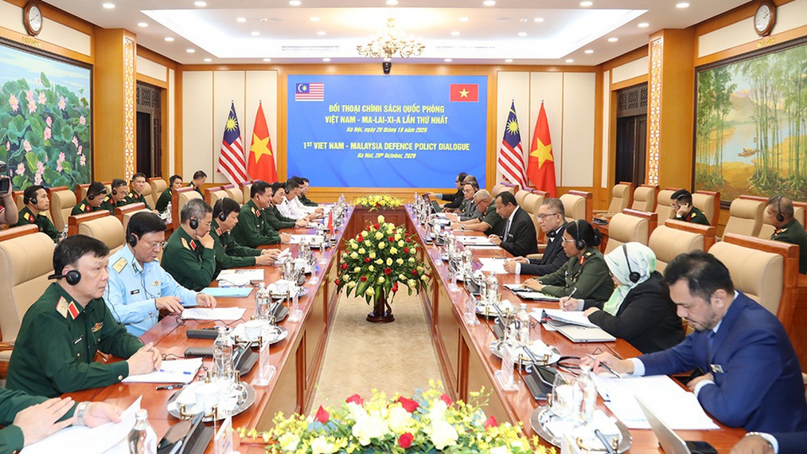 First Vietnam-Malaysia defence dialogue opens up avenues for closer ties