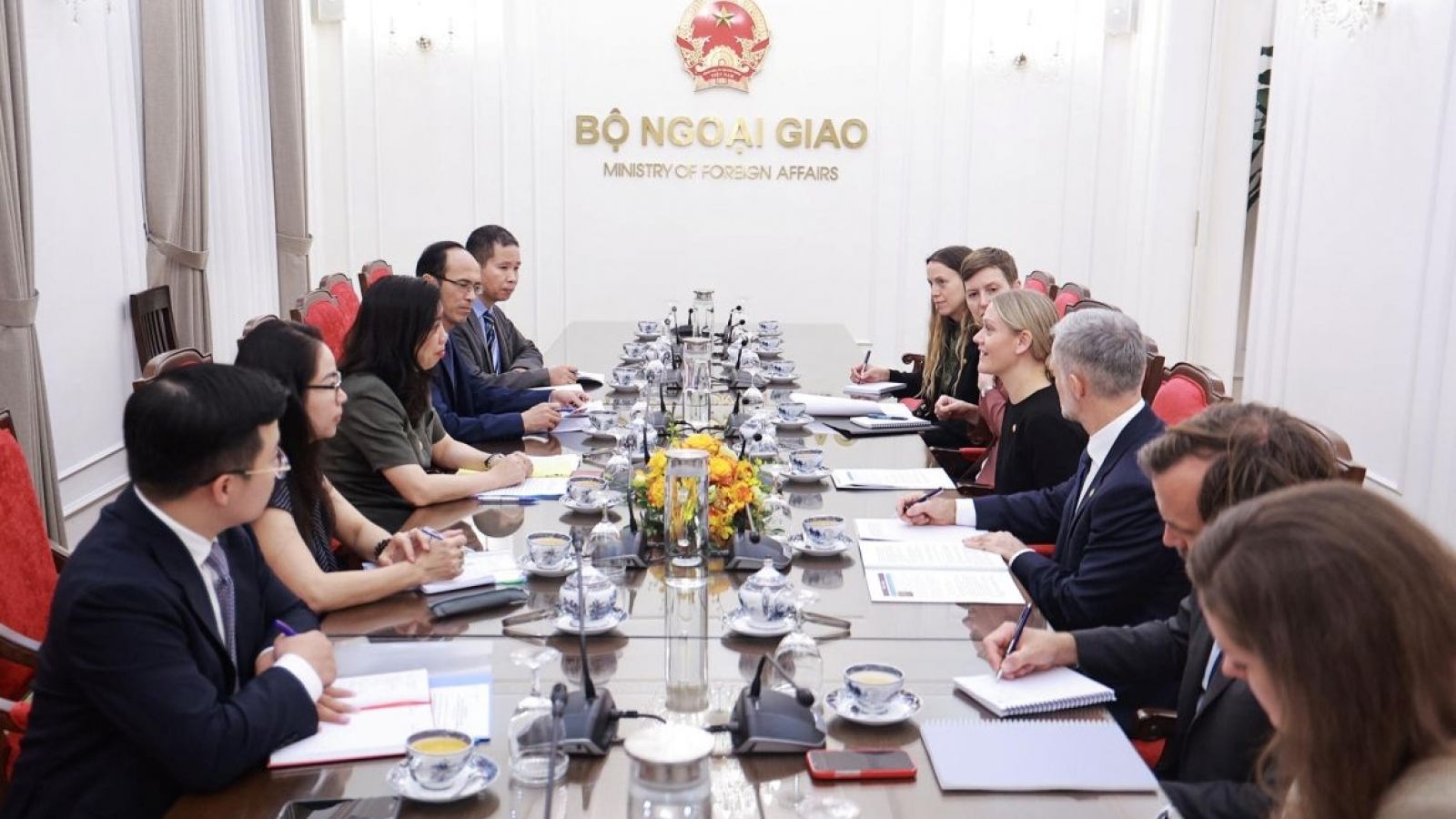 Vietnam and Norway to deepen ties in trade and green transition